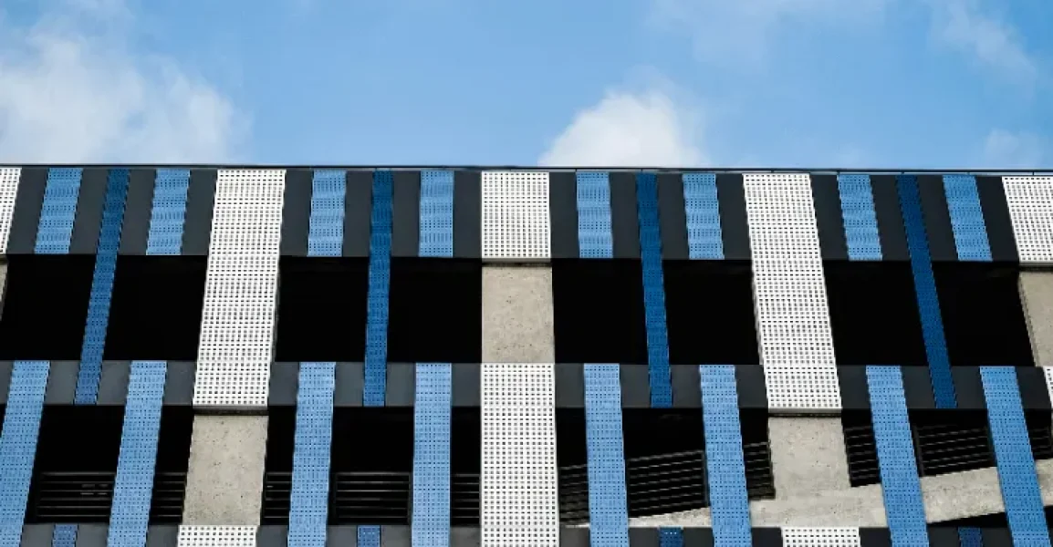 Тишина в большом городе: акустический комфорт в высотных домах